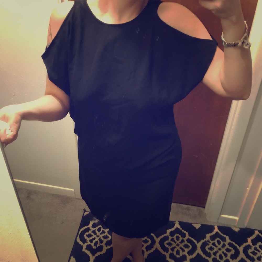 Shoulder Cut-Out Dress